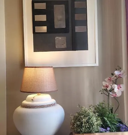 Apartment Como En Una Galeria De Arte *