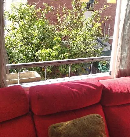 Apartment Como En Una Galeria De Arte *